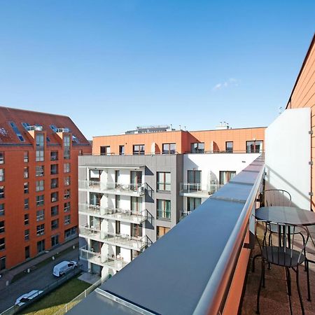 Marine Studio With Balcony And Parking By Tyzenhauz Гданск Екстериор снимка